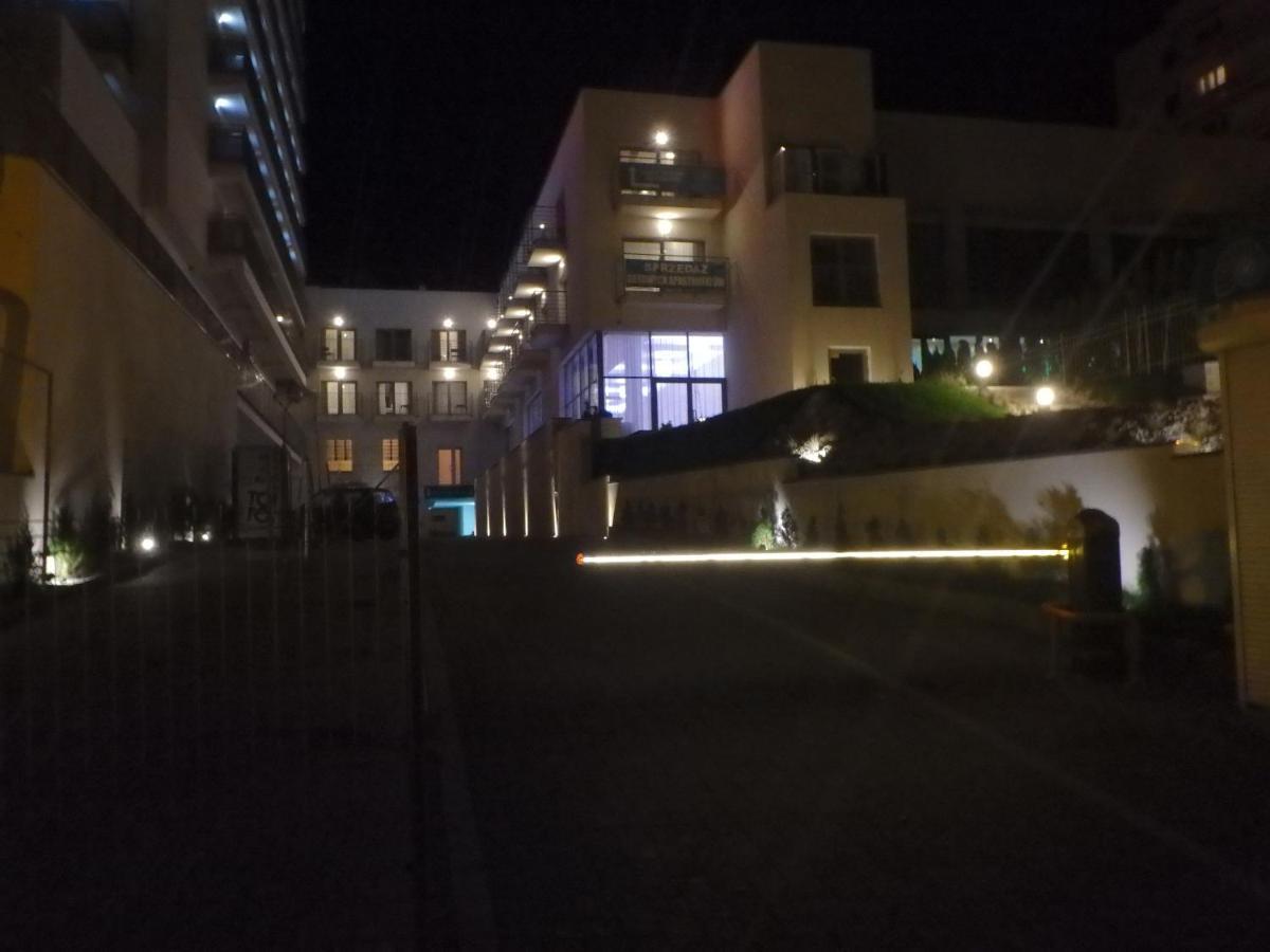 Aparthotel Przy Plazy Miedzyzdroje Buitenkant foto